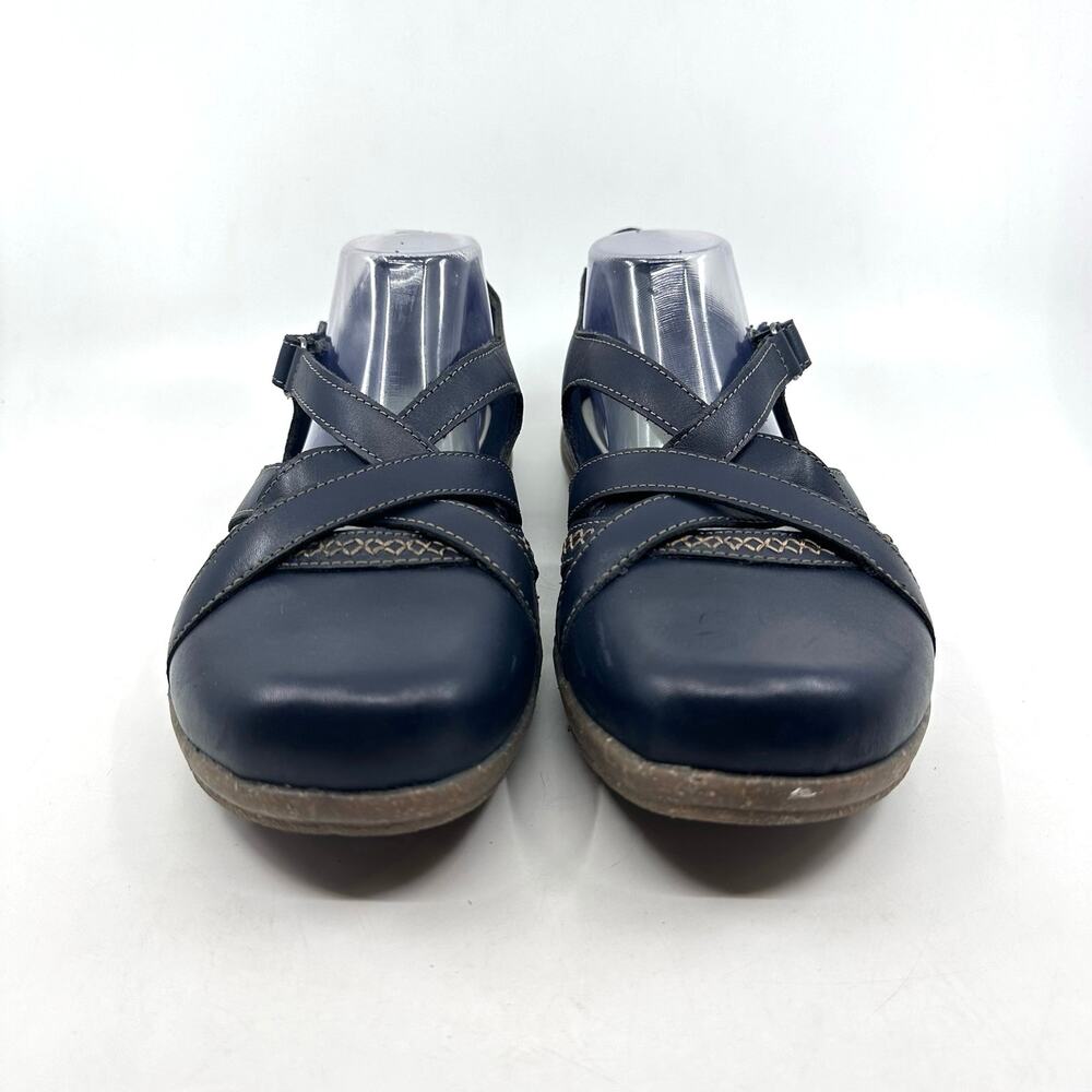 Clarks Roseville Step Flats Round Toe Closed Toe Leather Navy Womens Size US 11M - Picture 3 of 8